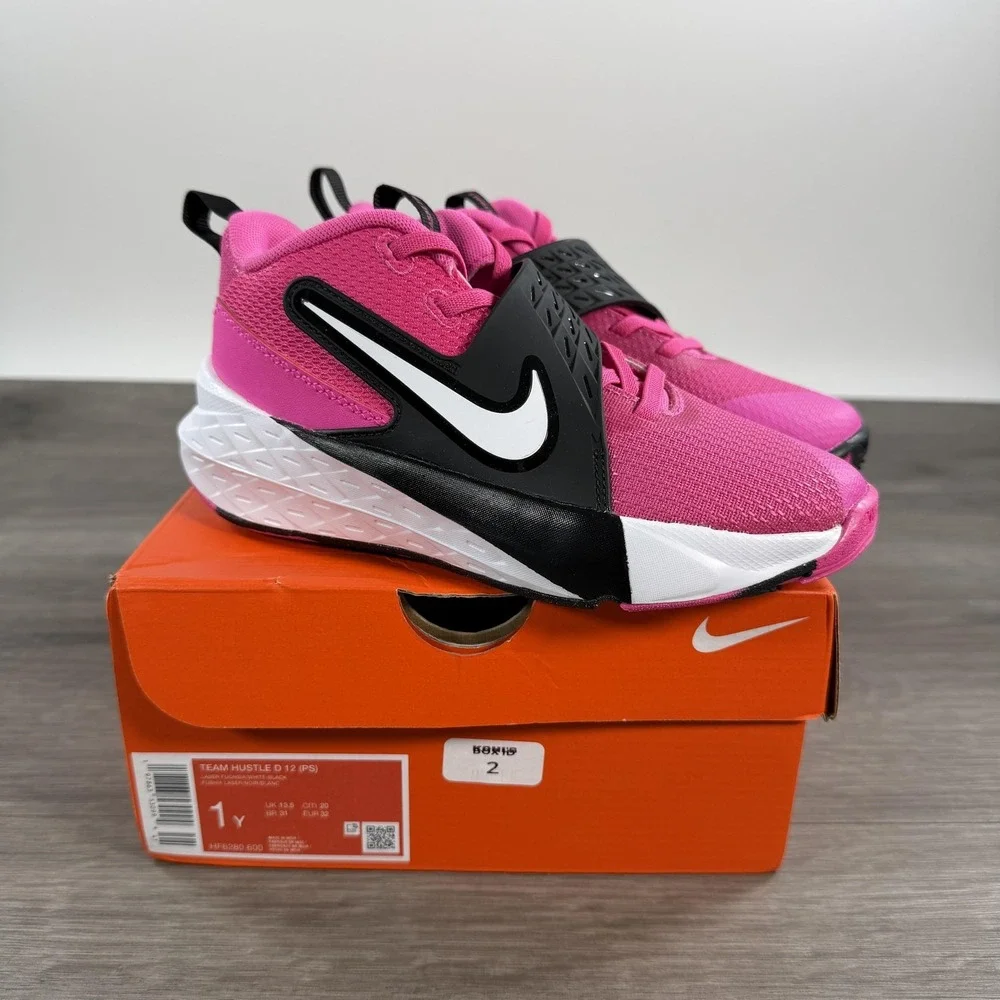 Nike Team Hustle D 12 Shoes Kids Size 1Y Pink Basketball Sneakers HF6280-600